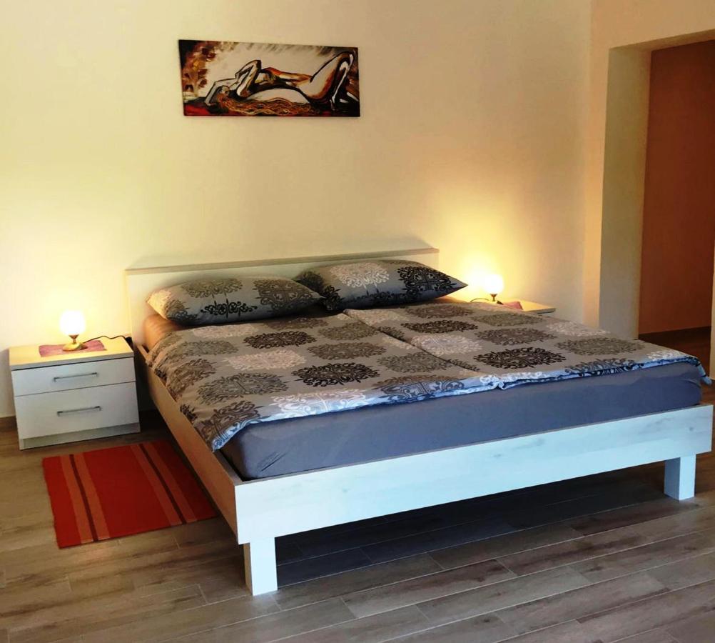 Goga Mare Apartment Ρόβινι Εξωτερικό φωτογραφία