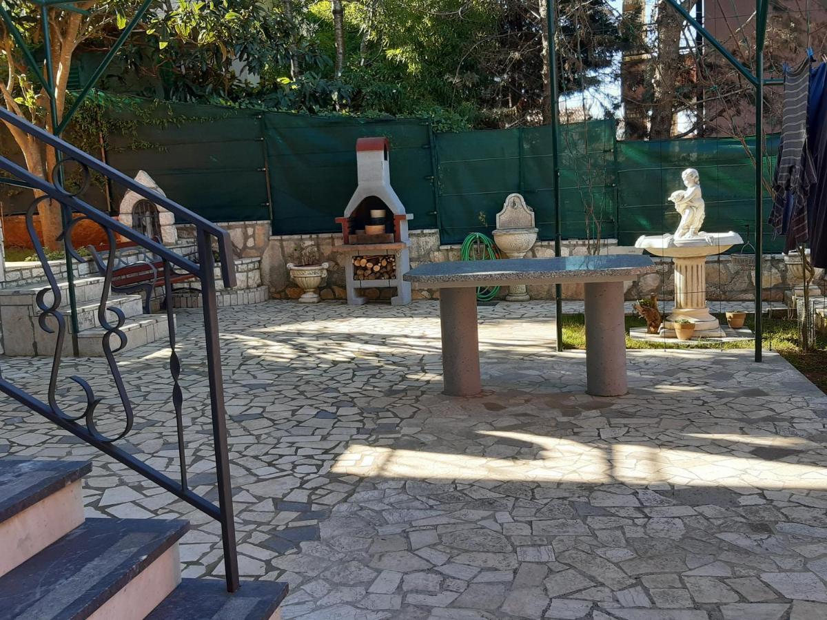 Goga Mare Apartment Ρόβινι Εξωτερικό φωτογραφία