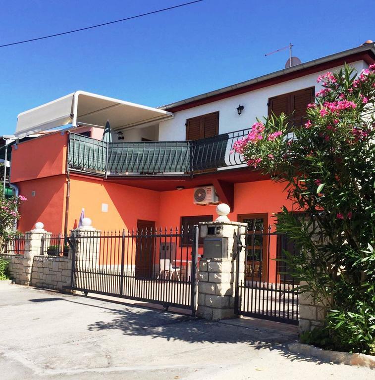 Goga Mare Apartment Ρόβινι Εξωτερικό φωτογραφία