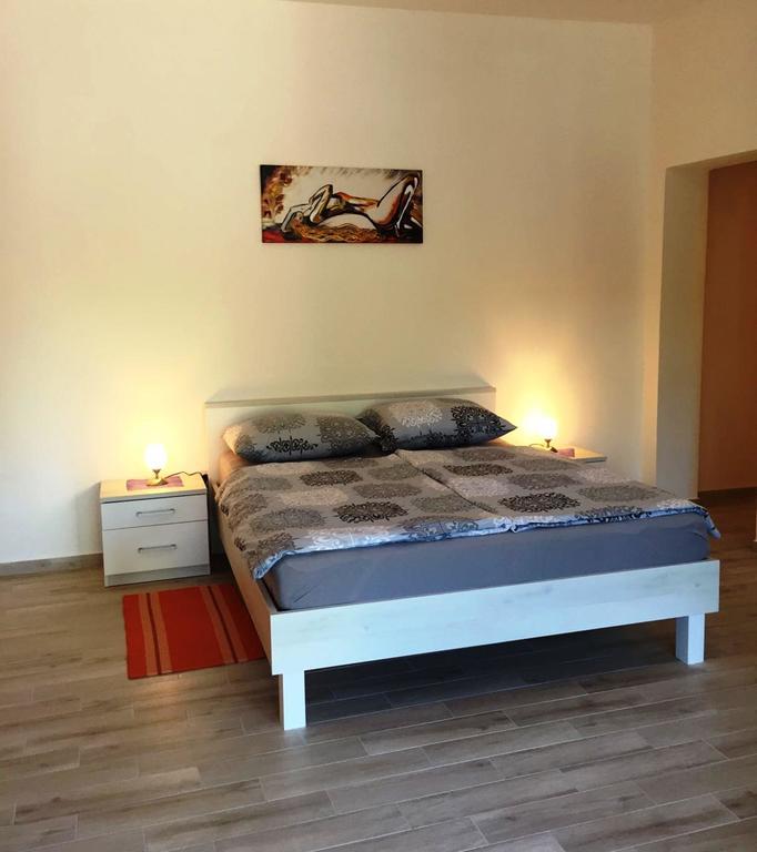 Goga Mare Apartment Ρόβινι Εξωτερικό φωτογραφία